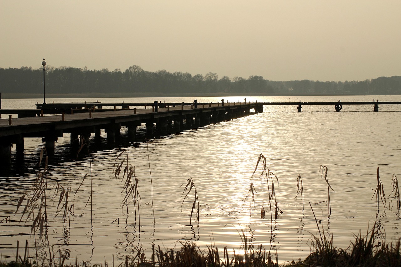 lake-4797417_1280